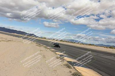 media/Nov-16-2025-Race Pace (Sun) [[8c5fa54630]]/Verified Riders/6-Turn 10 Inside (1145am)/